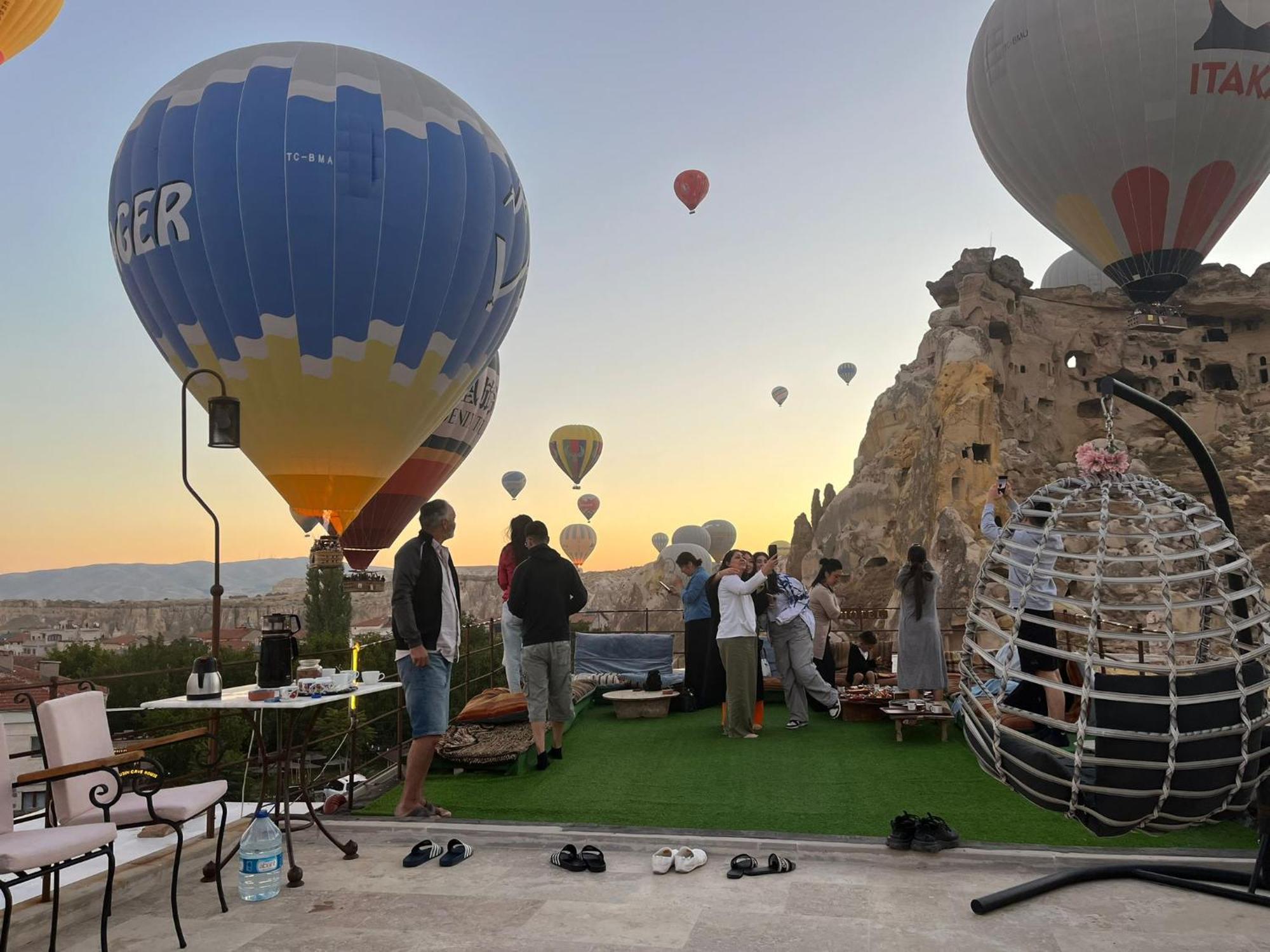 مبيت وإفطار أفانوس Atax Cave House المظهر الخارجي الصورة