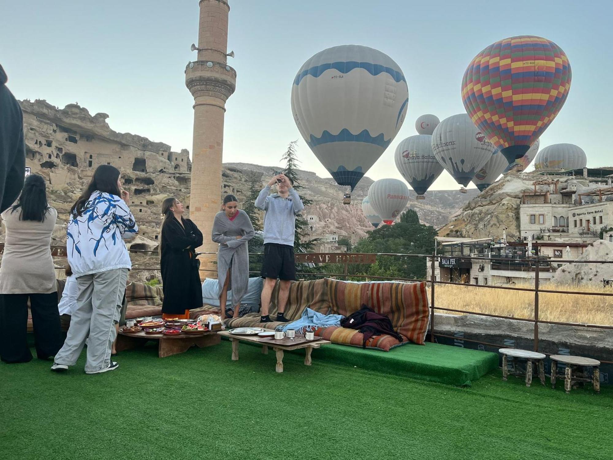 مبيت وإفطار أفانوس Atax Cave House المظهر الخارجي الصورة